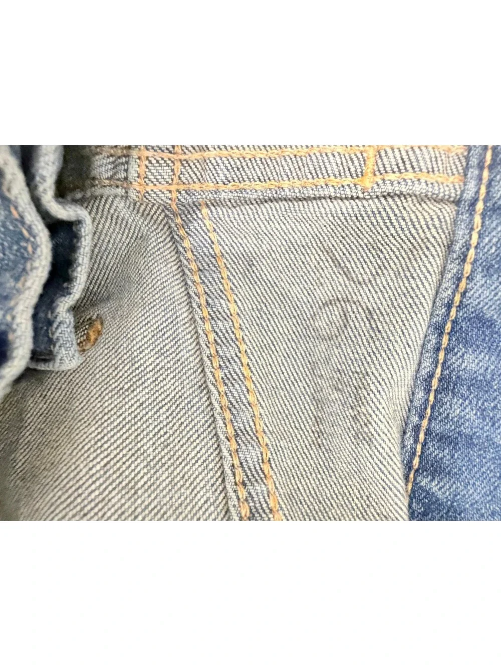 MOUSSY Nylon Fit Straight Slim Jeans 0108AC12-1580 Light Wash Denim Size 26